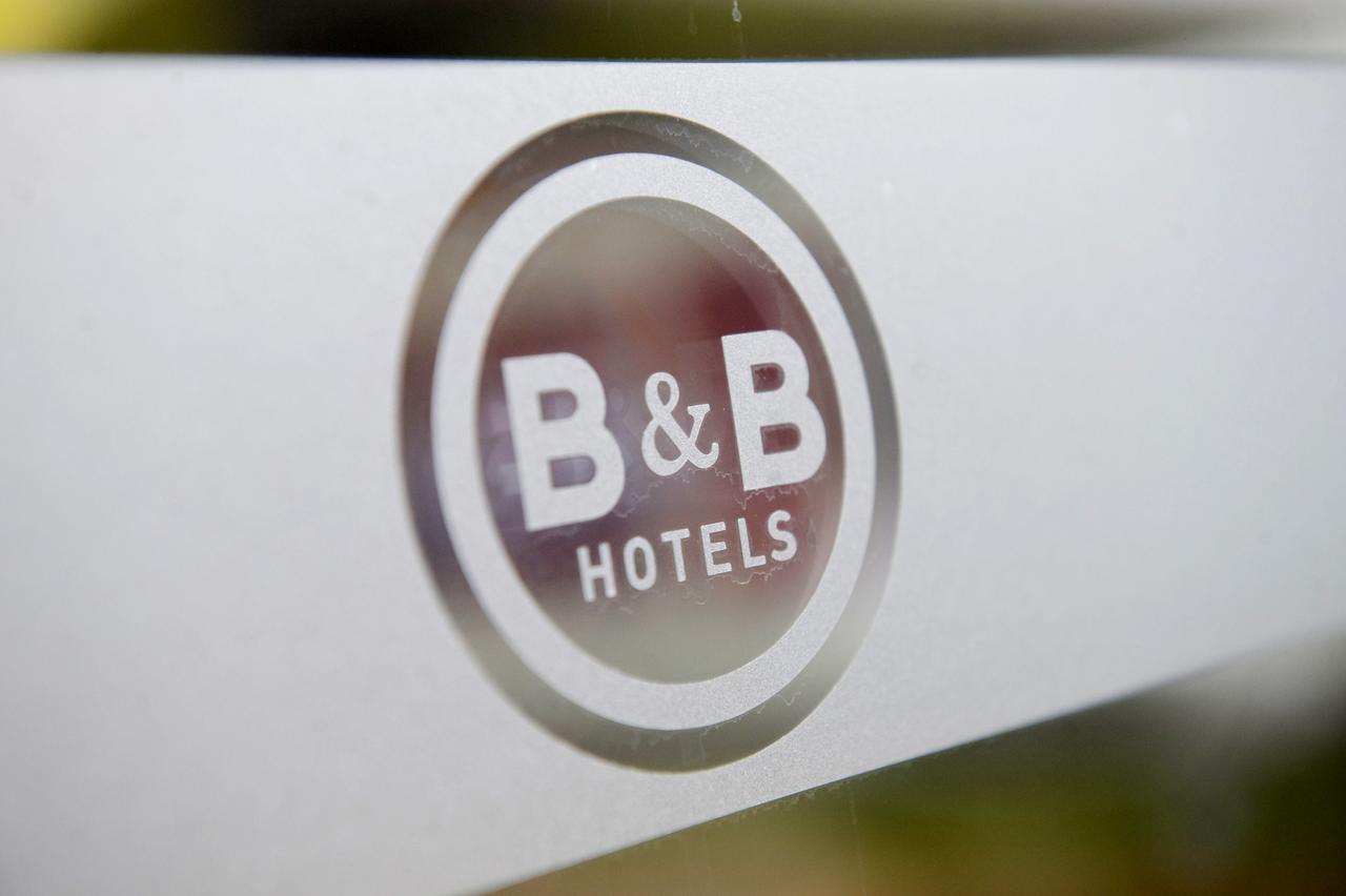 B&B Hotel Montlhery Linas Bagian luar foto