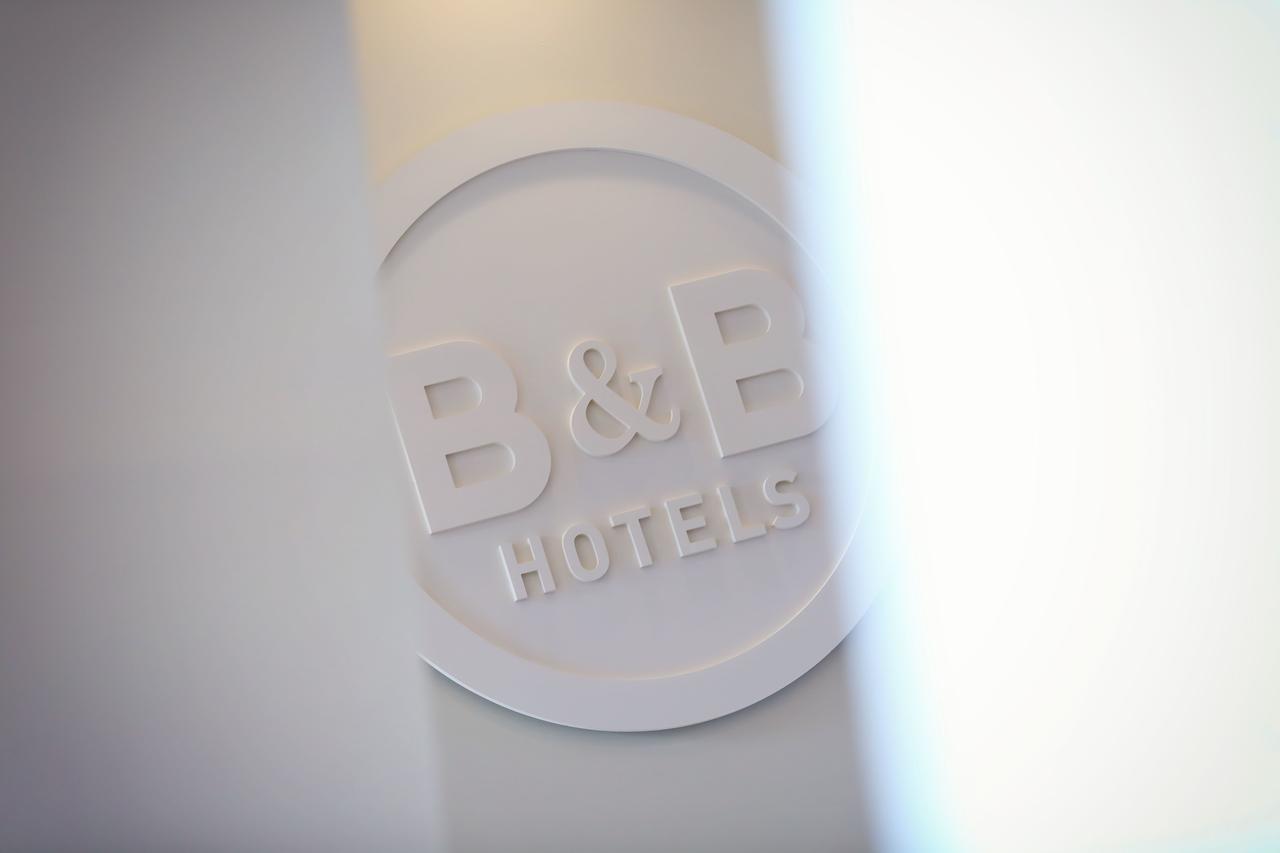 B&B Hotel Montlhery Linas Bagian luar foto