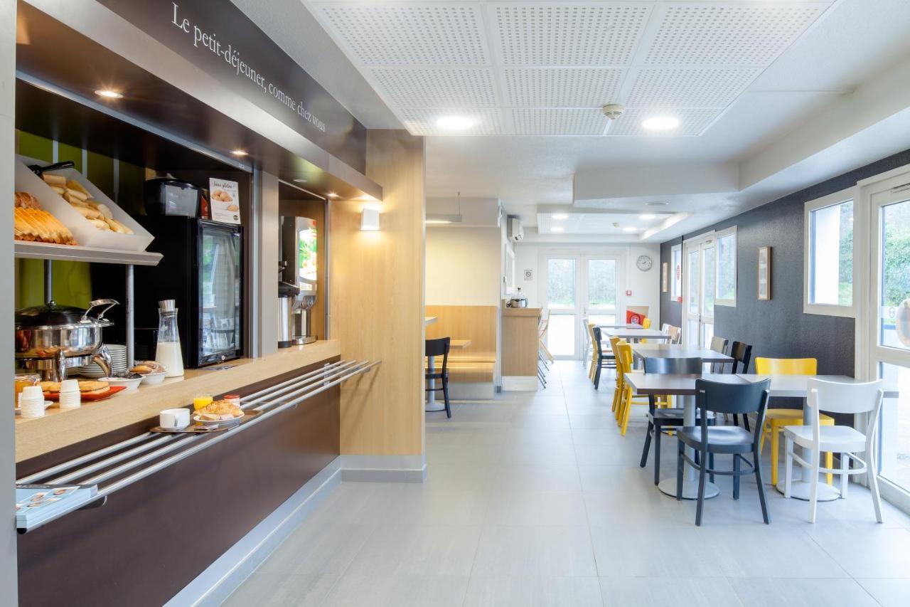 B&B Hotel Montlhery Linas Bagian luar foto